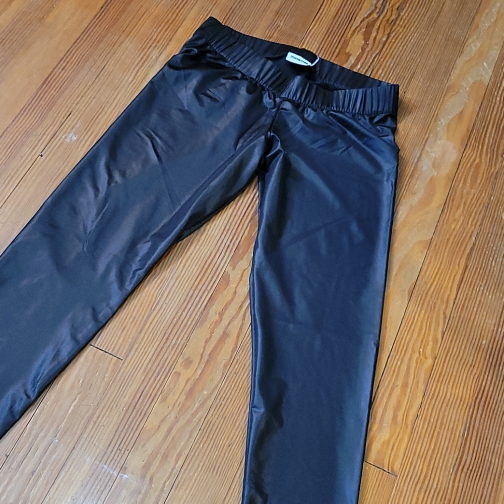 Shiny leggings